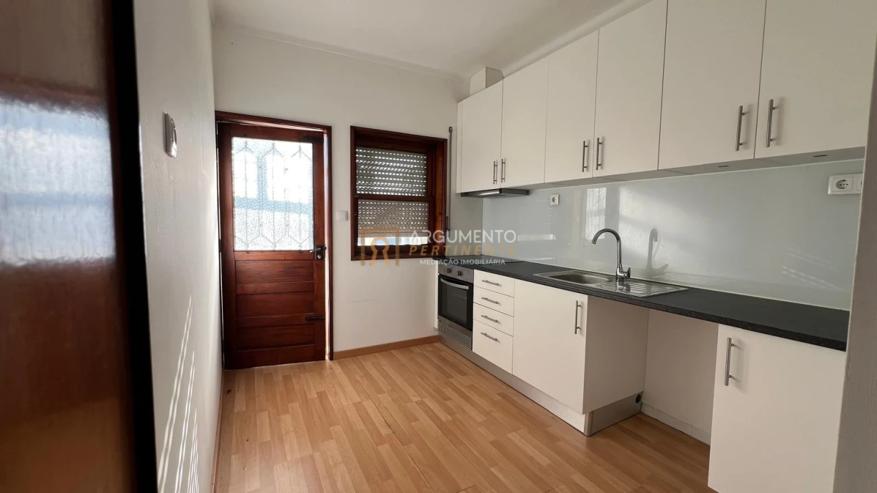 Moradia T3 para Venda em Castêlo da Maia Foto 10