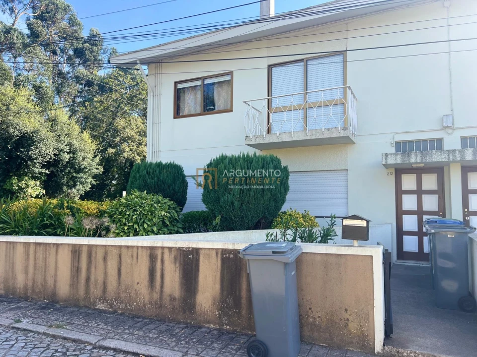 Moradia T3 para Venda em Castêlo da Maia Foto 31