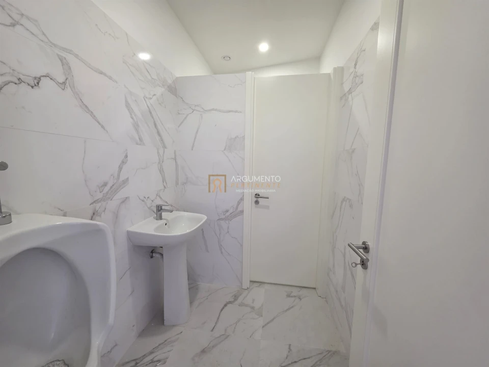 Loja para Arrendamento em Cidade da Maia Foto 10