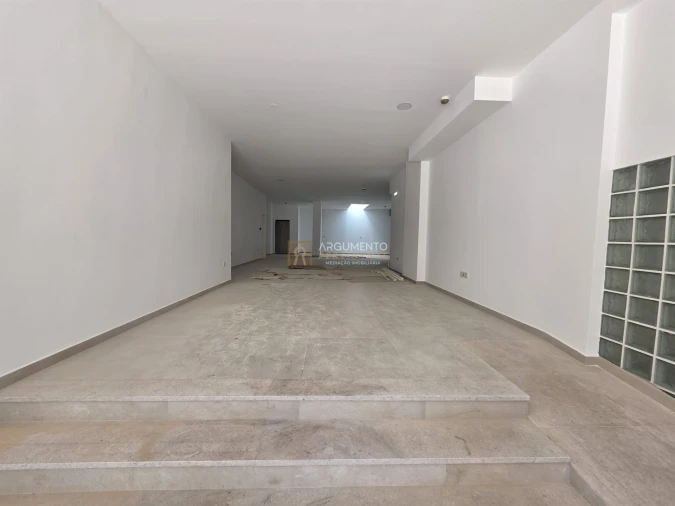 Loja para Arrendamento em Cidade da Maia Foto 5