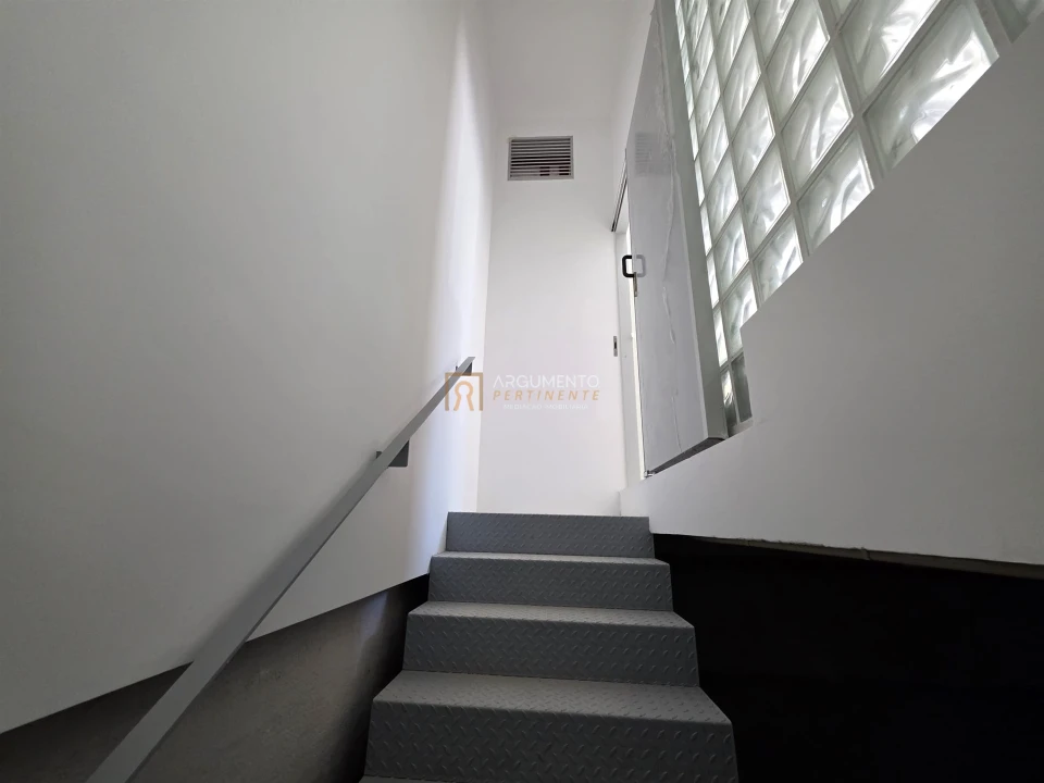 Loja para Arrendamento em Cidade da Maia Foto 7