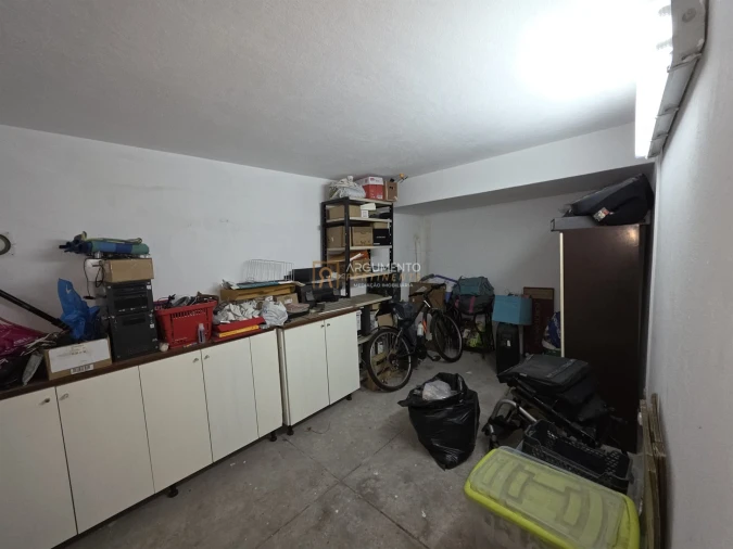 Armazém para Venda em Castêlo da Maia Foto 10