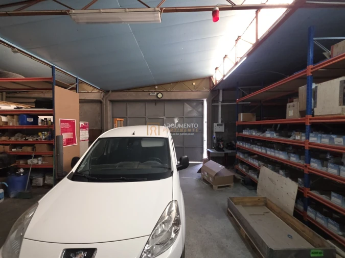 Armazém para Venda em Castêlo da Maia Foto 11