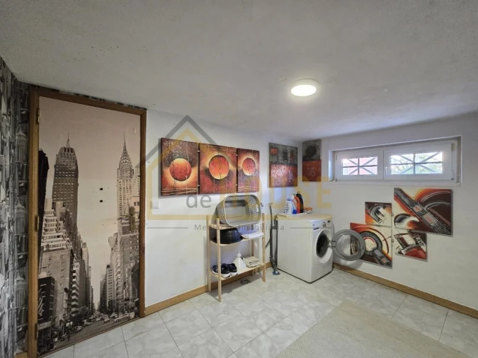 Moradia T3 para Venda em Miragaia e Marteleira Foto 26