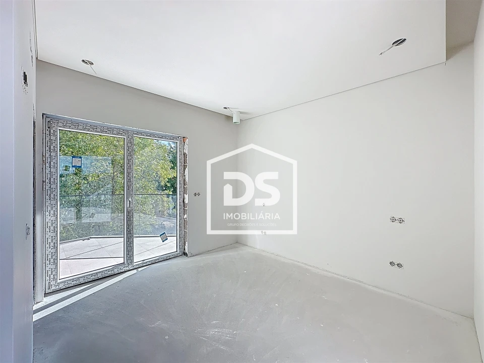 Apartamento T5 para Venda em Viseu Foto 19