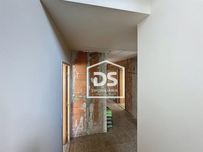 Apartamento T3 para Venda em Viseu Foto 18