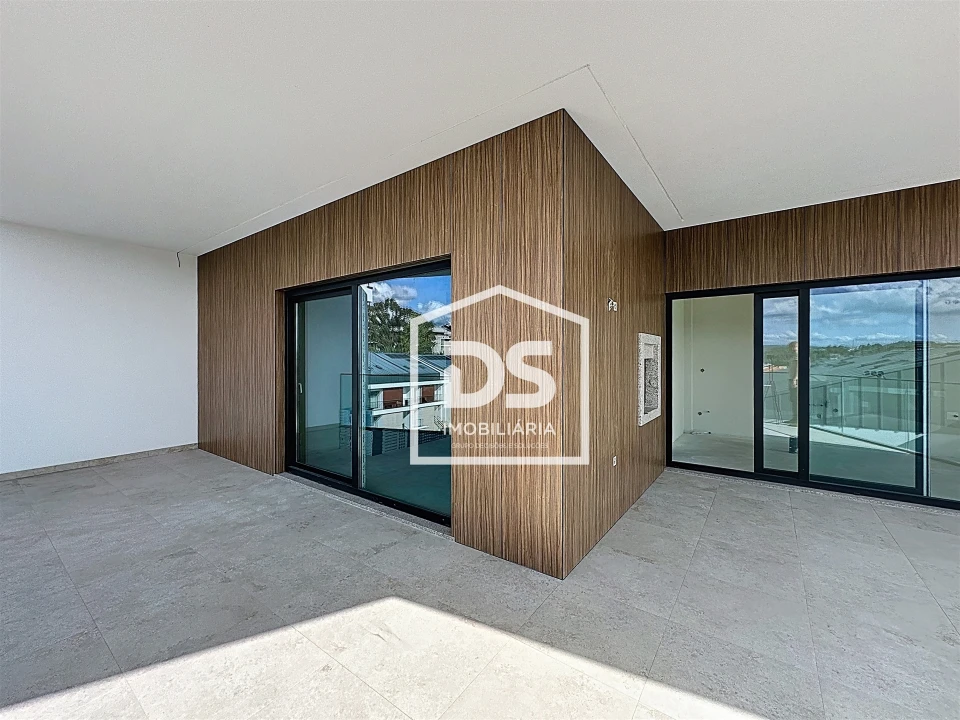 Apartamento T3 para Venda em Viseu Foto 7