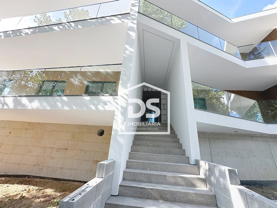 Apartamento T3 para Venda em Viseu Foto 20