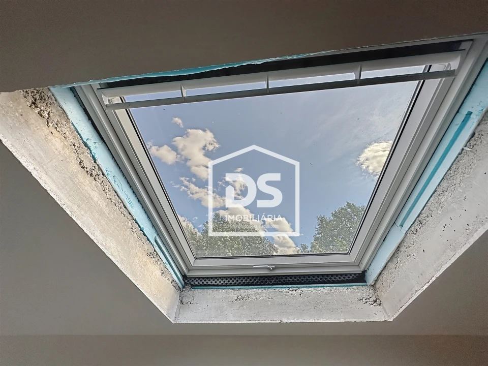 Apartamento T5 para Venda em Viseu Foto 21