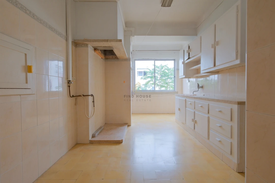 Apartamento T2 para Venda em Oeiras e São Julião da Barra, Paço de Arcos e Caxias Foto 16