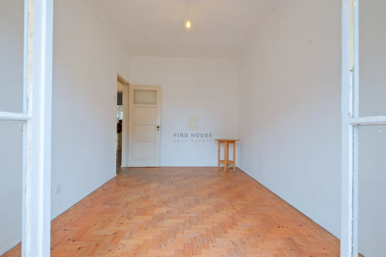 Apartamento T2 para Venda em Oeiras e São Julião da Barra, Paço de Arcos e Caxias Foto 6