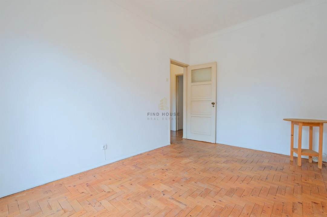 Apartamento T2 para Venda em Oeiras e São Julião da Barra, Paço de Arcos e Caxias Foto 5