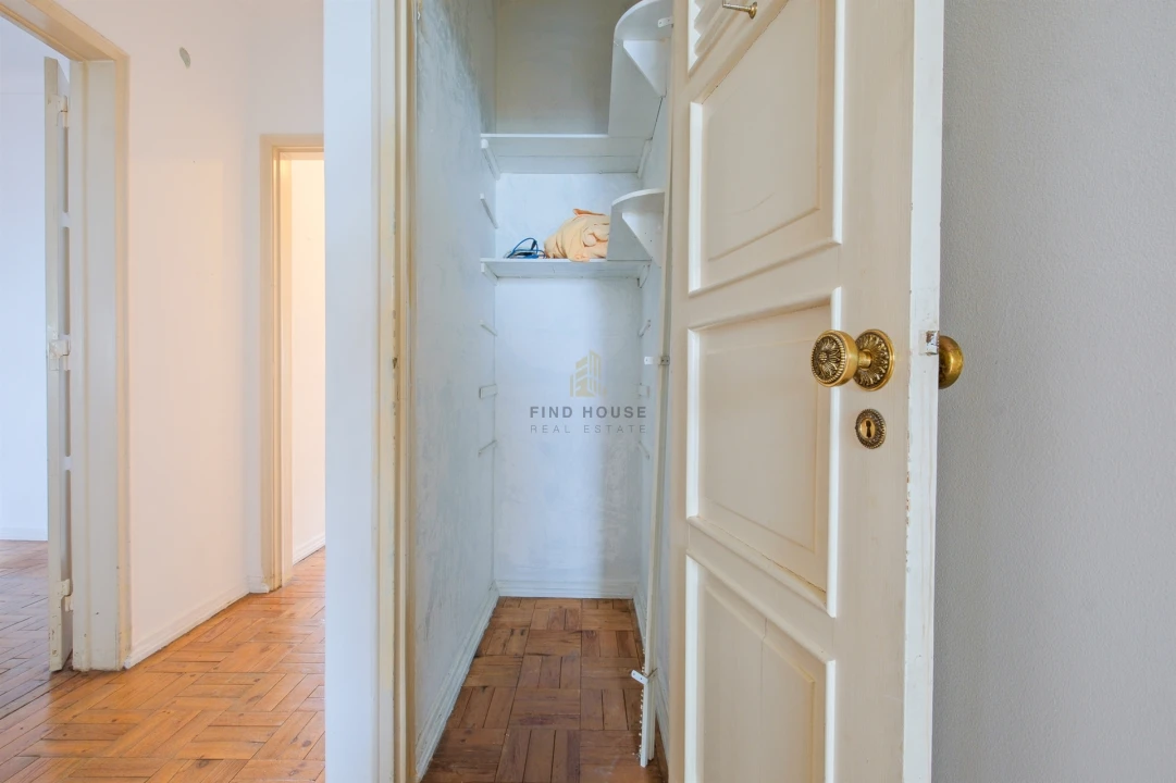 Apartamento T2 para Venda em Oeiras e São Julião da Barra, Paço de Arcos e Caxias Foto 13