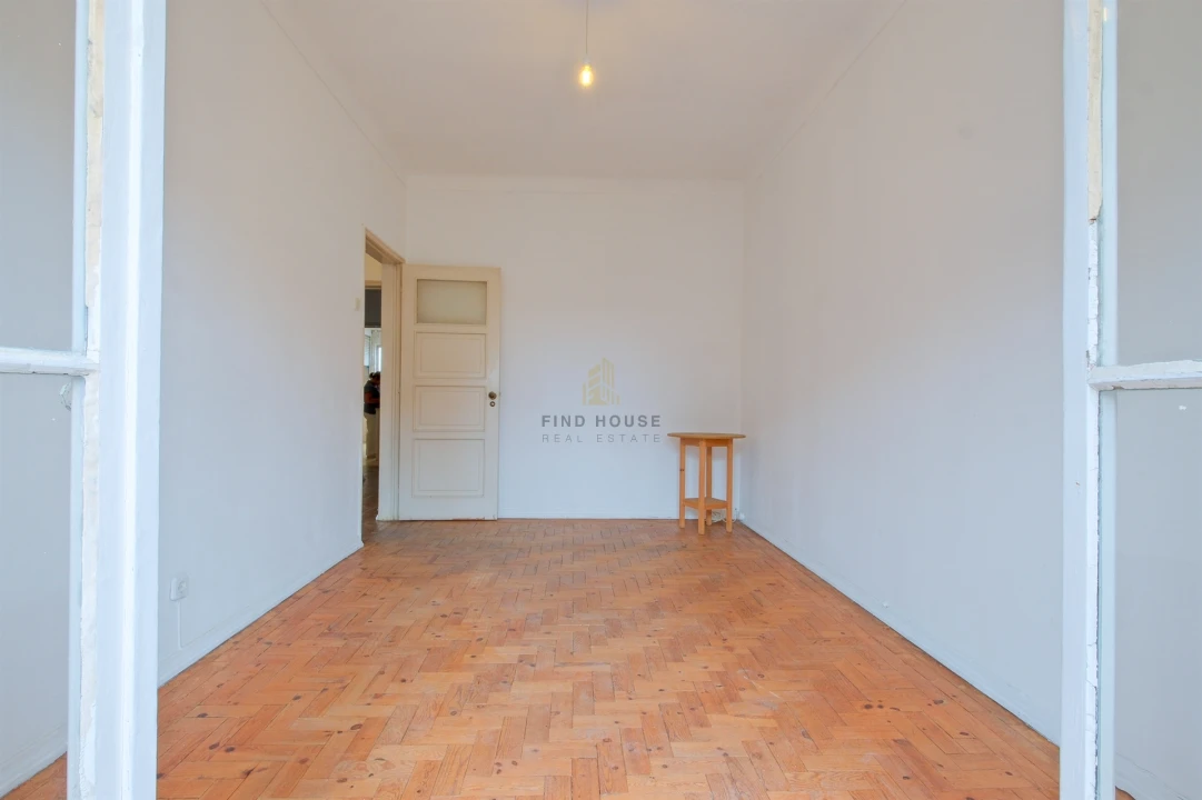 Apartamento T2 para Venda em Oeiras e São Julião da Barra, Paço de Arcos e Caxias Foto 6