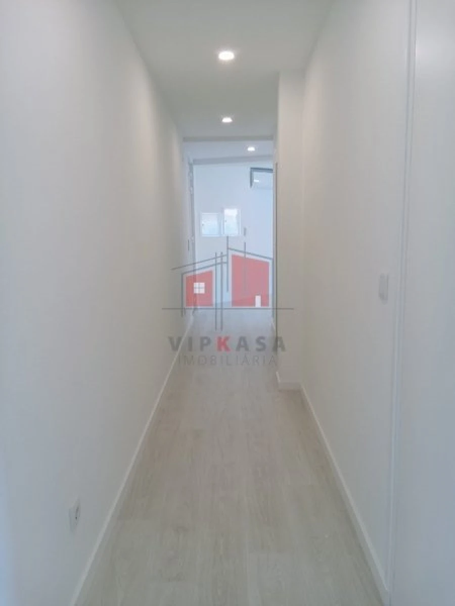 Apartamento T3 para Venda em A dos Cunhados e Maceira Foto 18