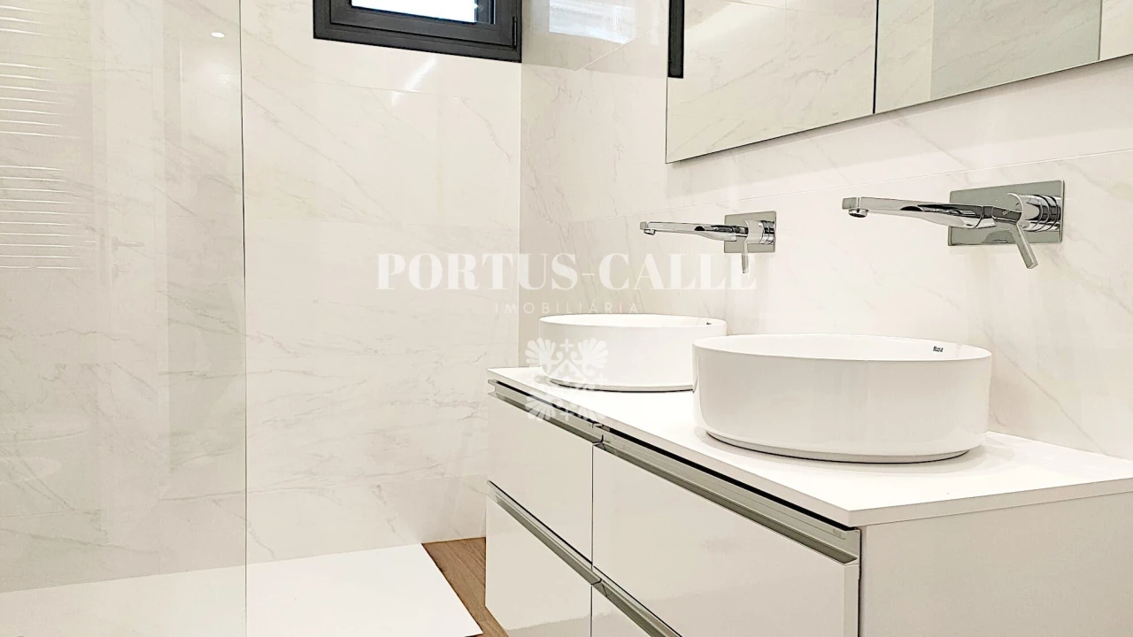 Apartamento T2 para Venda em Mafamude e Vilar do Paraíso Foto 13