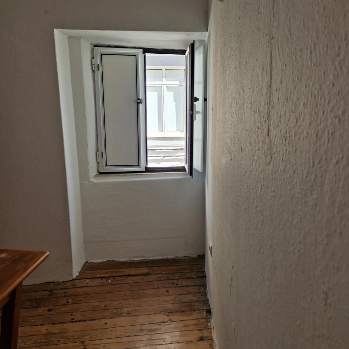 Moradia T2 para Venda em Sé e São Lourenço Foto 8