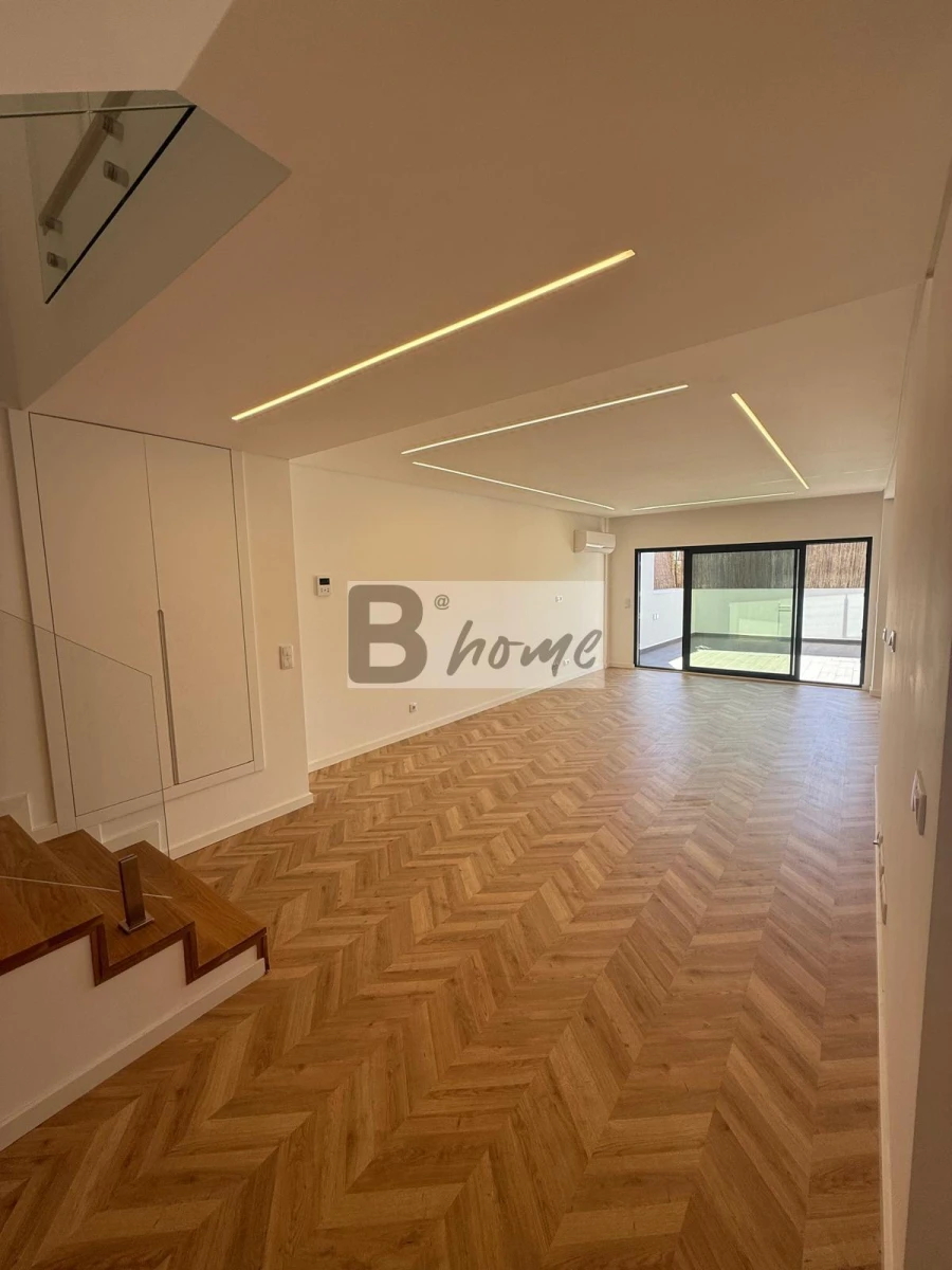 Apartamento T3 para Venda em União das Freguesias de Setúbal Foto 6