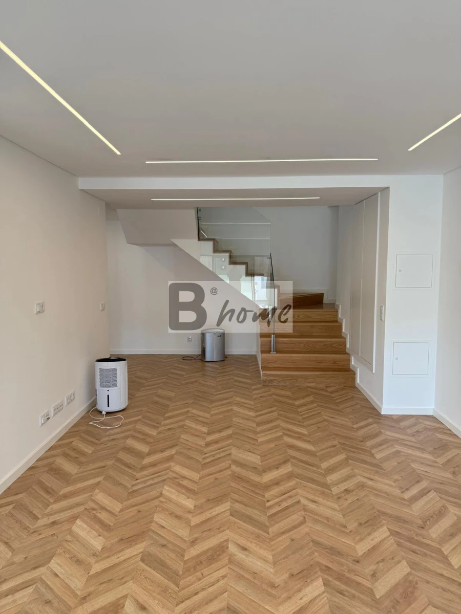 Apartamento T3 para Venda em União das Freguesias de Setúbal Foto 13