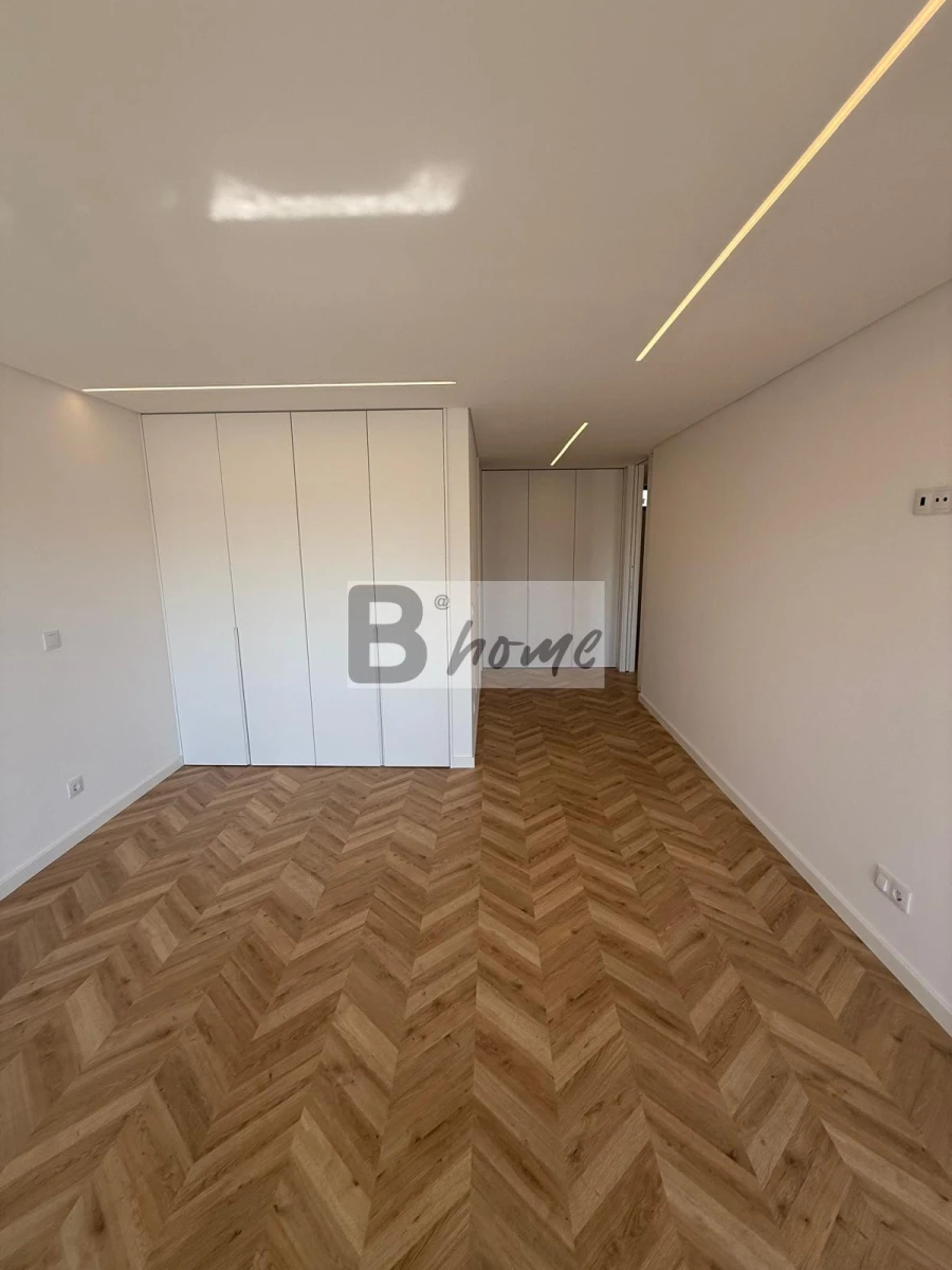 Apartamento T3 para Venda em União das Freguesias de Setúbal Foto 9