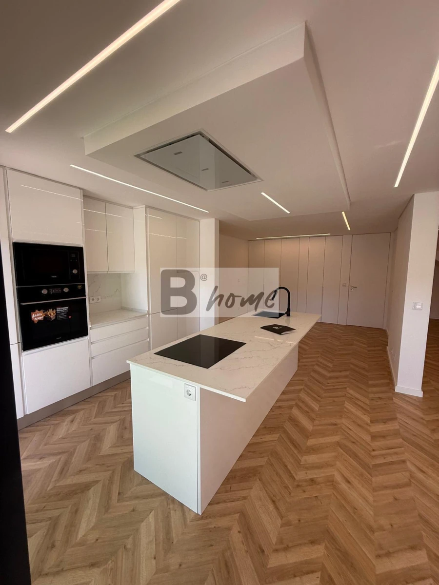 Apartamento T3 para Venda em União das Freguesias de Setúbal Foto 3