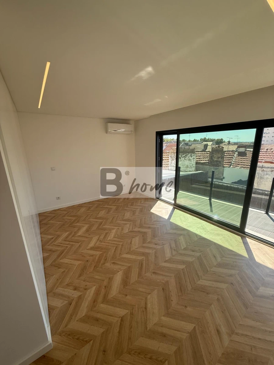 Apartamento T3 para Venda em União das Freguesias de Setúbal Foto 10