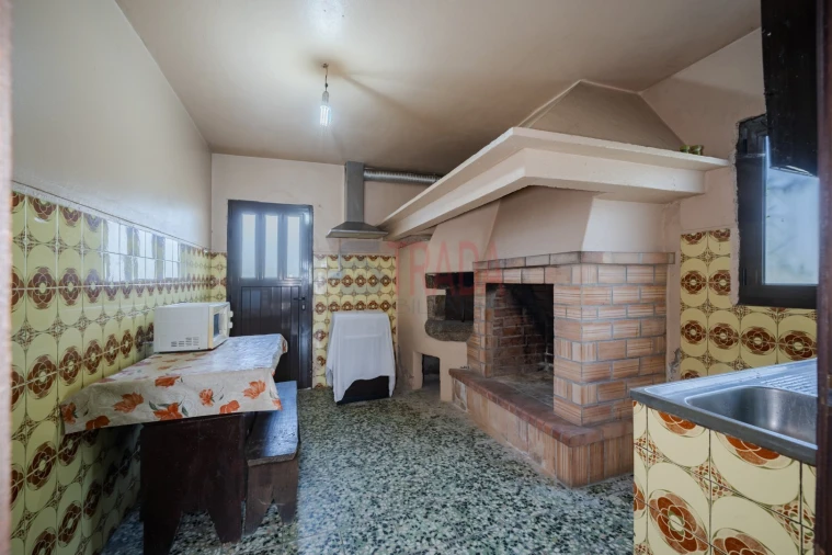 Moradia T4 para Venda em Freiriz Foto 17