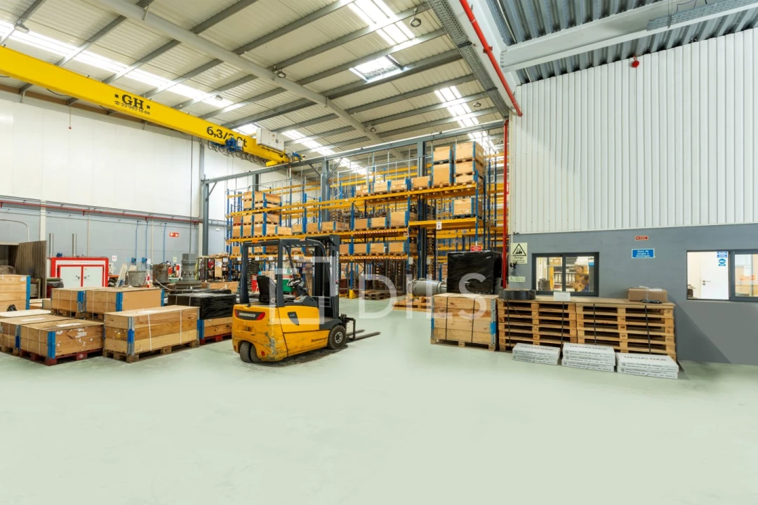 Armazém para Arrendamento em Póvoa de Santa Iria e Forte da Casa Foto 7