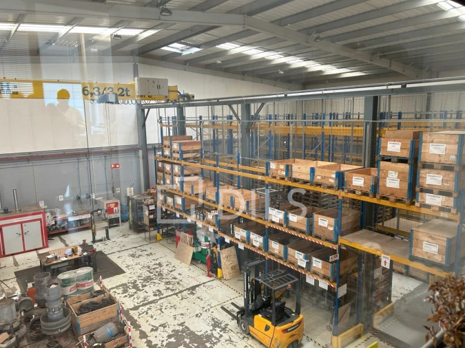 Armazém para Arrendamento em Póvoa de Santa Iria e Forte da Casa Foto 9