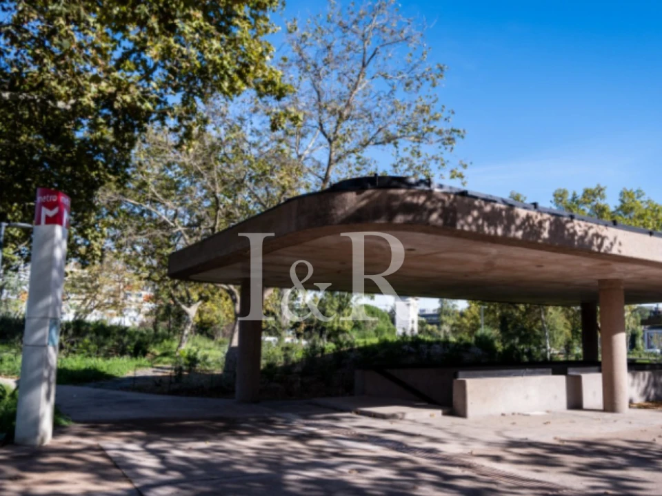 Apartamento T1 para Venda em Avenidas Novas Foto 17