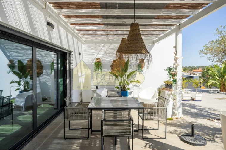 Moradia T3 para Venda em Quelfes Foto 4