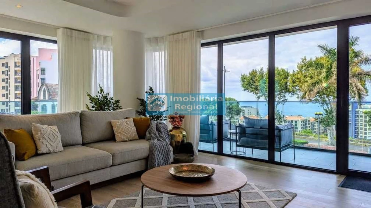 Apartamento T2 para Venda em São Martinho Foto 1