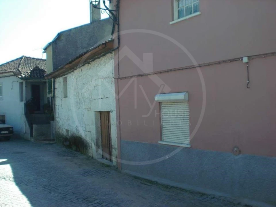 Moradia para Venda em Alijo Foto 3