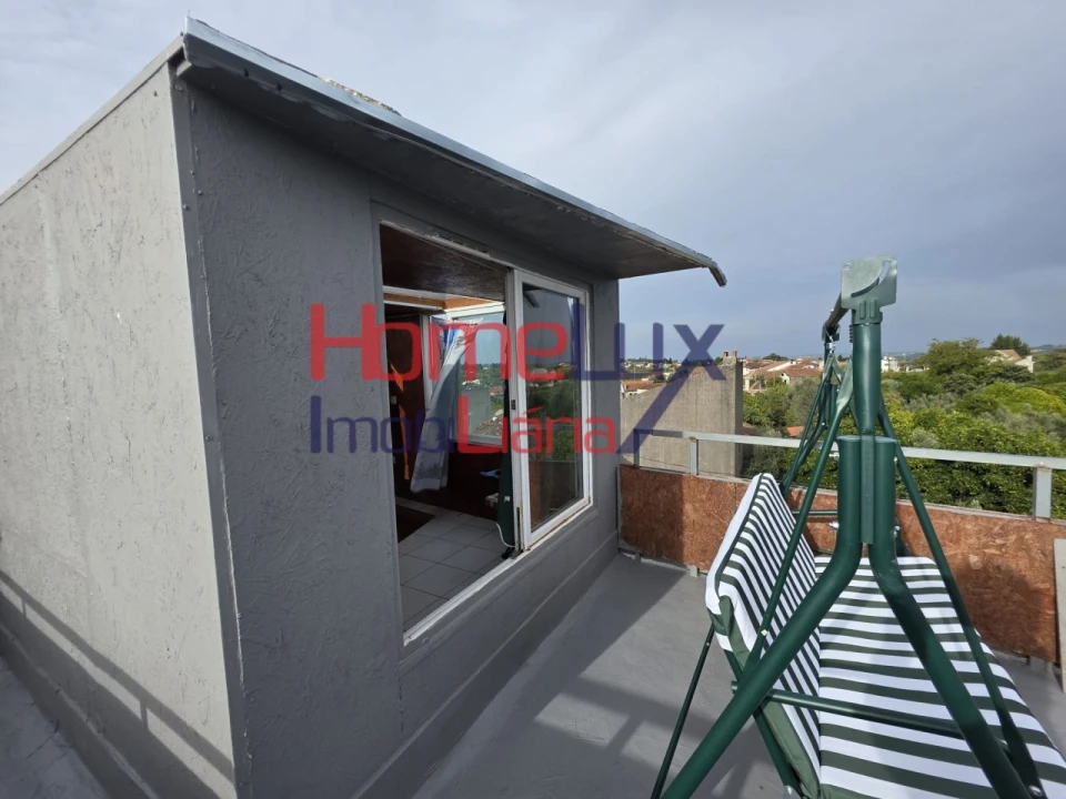 Moradia T4 para Venda em Lajeosa do Dão Foto 6