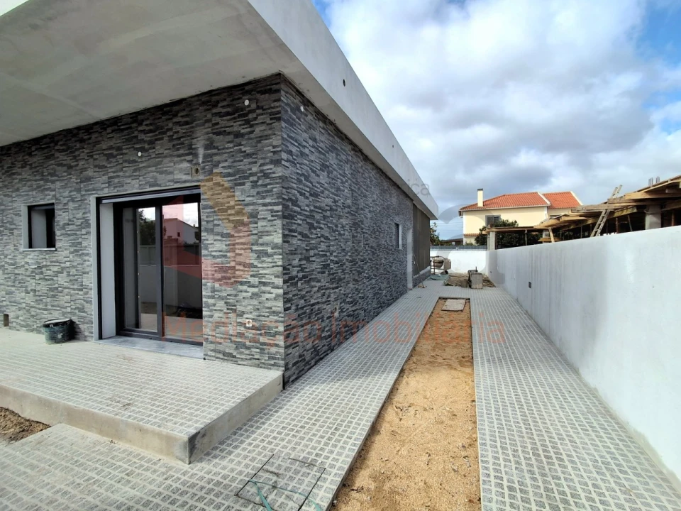 Moradia T3 para Venda em Fernao Ferro Foto 30