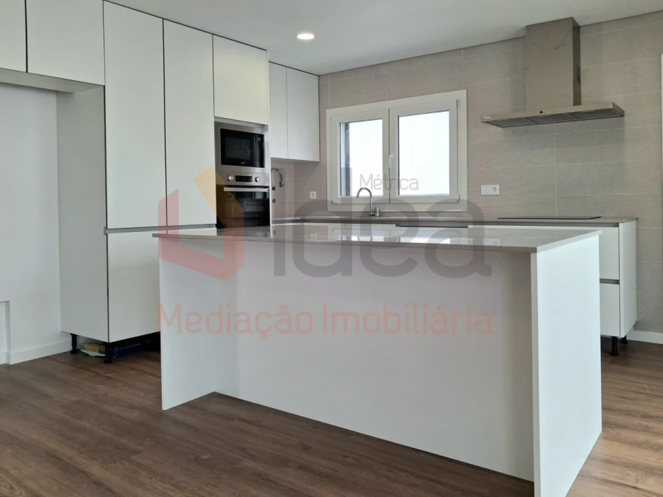 Moradia T3 para Venda em Fernao Ferro Foto 5