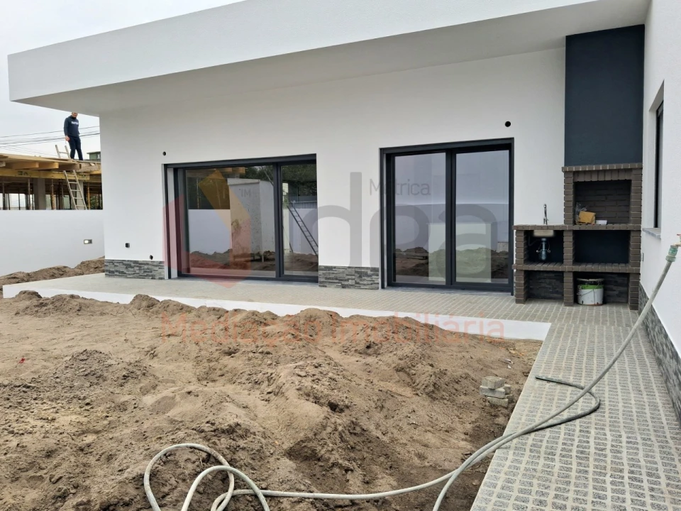Moradia T3 para Venda em Fernao Ferro Foto 27