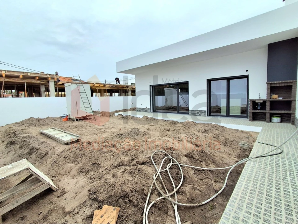Moradia T3 para Venda em Fernao Ferro Foto 28