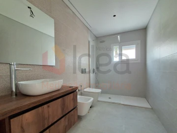 Moradia T3 para Venda em Fernao Ferro