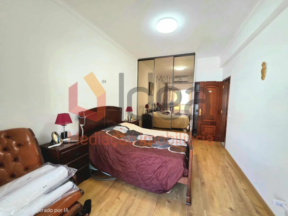 Apartamento T3 para Venda em Amora Foto 8