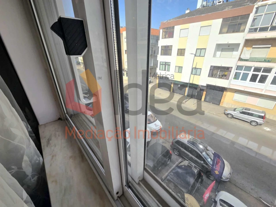 Apartamento T3 para Venda em Amora Foto 16