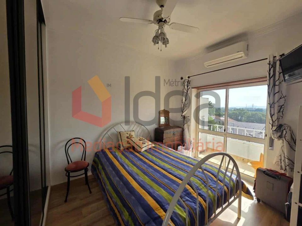 Apartamento T3 para Venda em Amora Foto 10