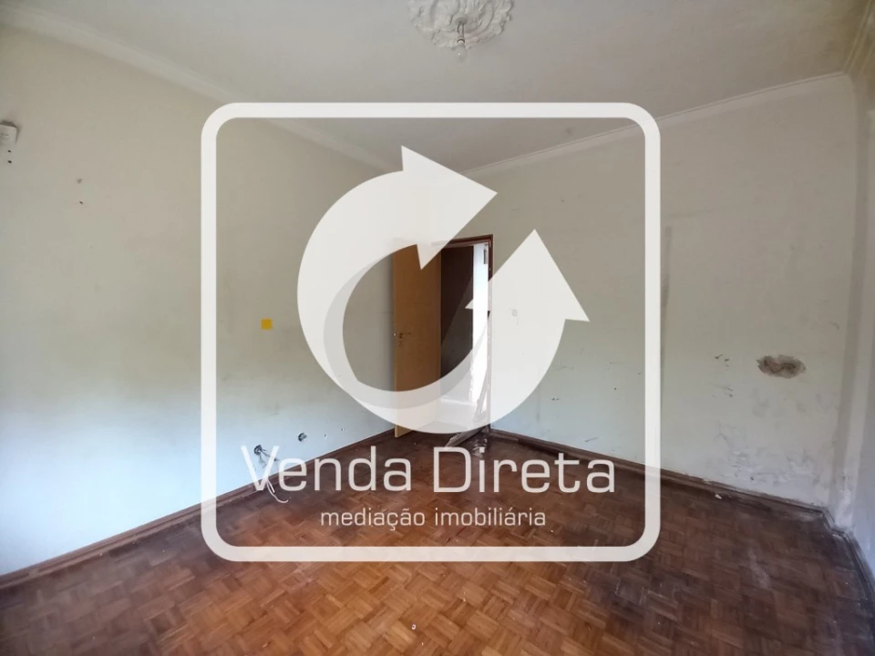 Apartamento T2 para Venda em Póvoa de Santo Adrião e Olival Basto Foto 13