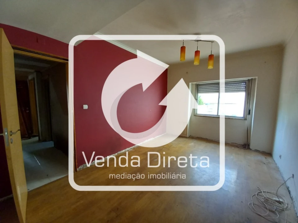 Apartamento T2 para Venda em Póvoa de Santo Adrião e Olival Basto Foto 16