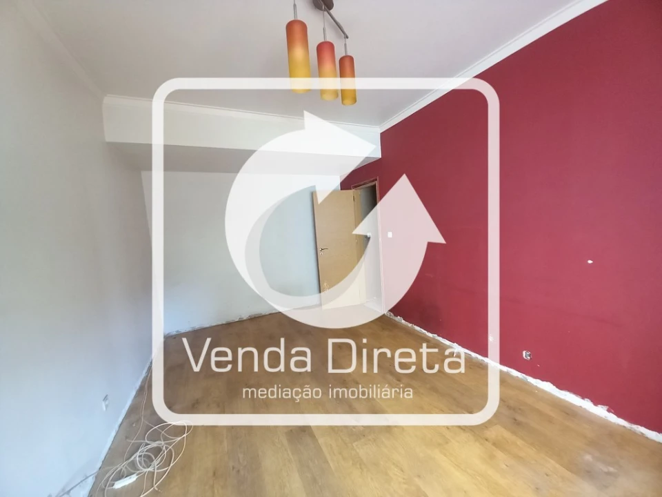 Apartamento T2 para Venda em Póvoa de Santo Adrião e Olival Basto Foto 17