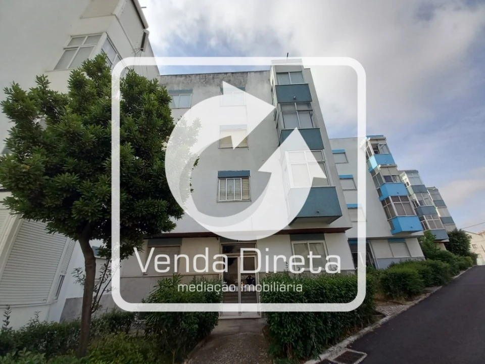 Apartamento T2 para Venda em Póvoa de Santo Adrião e Olival Basto Foto 24