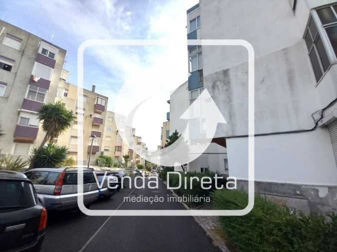 Apartamento T2 para Venda em Póvoa de Santo Adrião e Olival Basto Foto 23