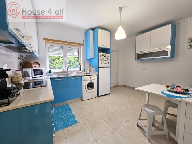 Apartamento T3 para Venda em Tornada e Salir do Porto Foto 3