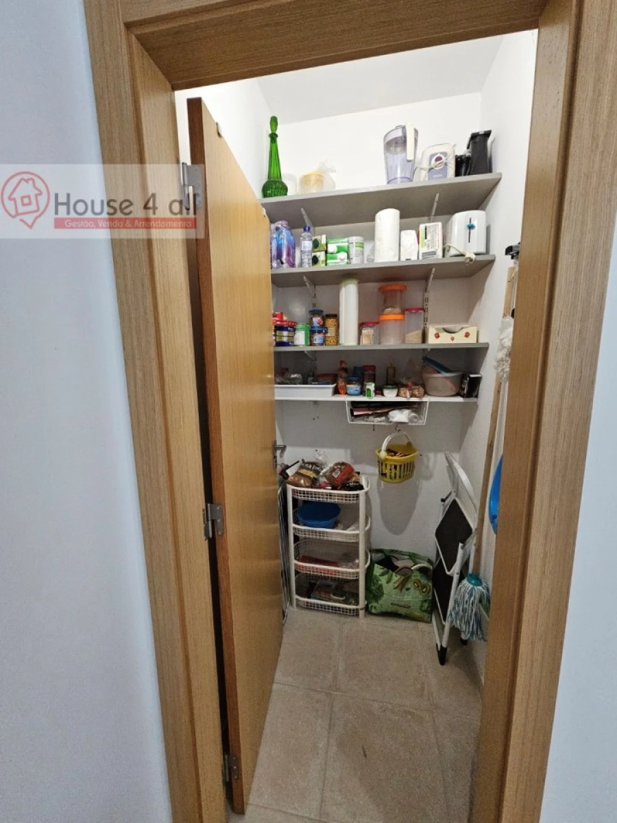 Apartamento T3 para Venda em Tornada e Salir do Porto Foto 4