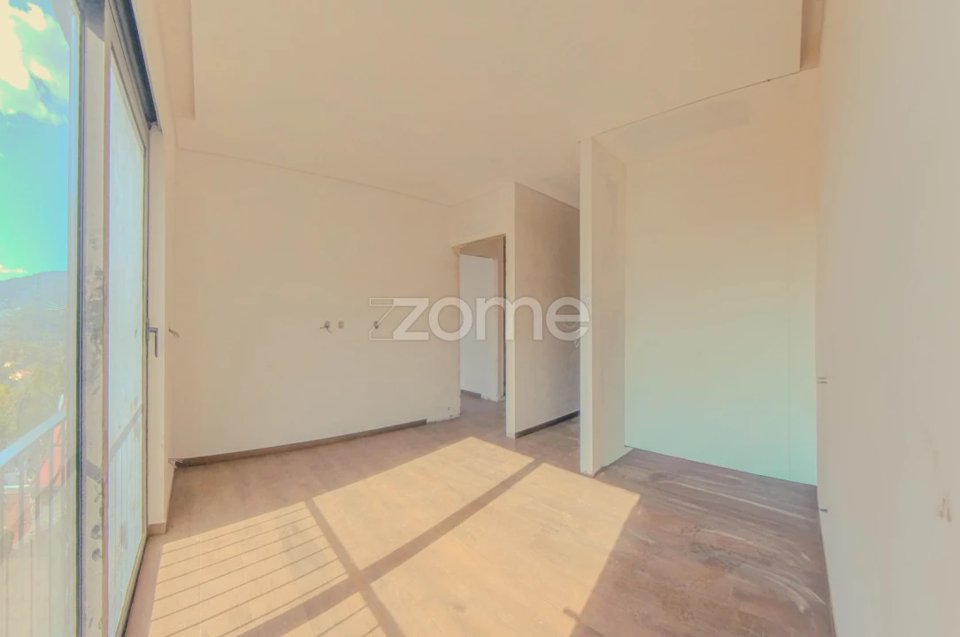 Moradia T2 para Venda em Ribeira Foto 11